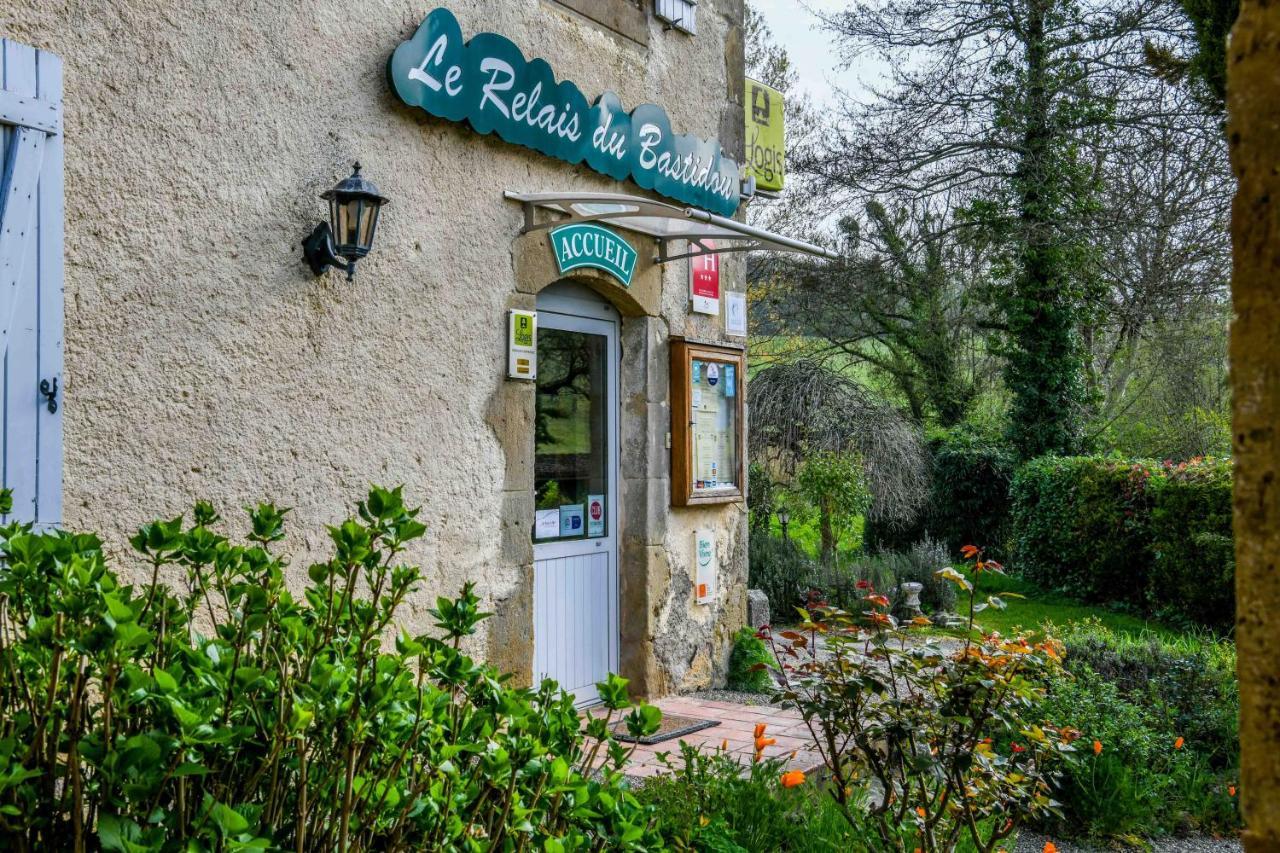 Hotel Logis Le Relais Du Bastidou Beaumarches Esterno foto