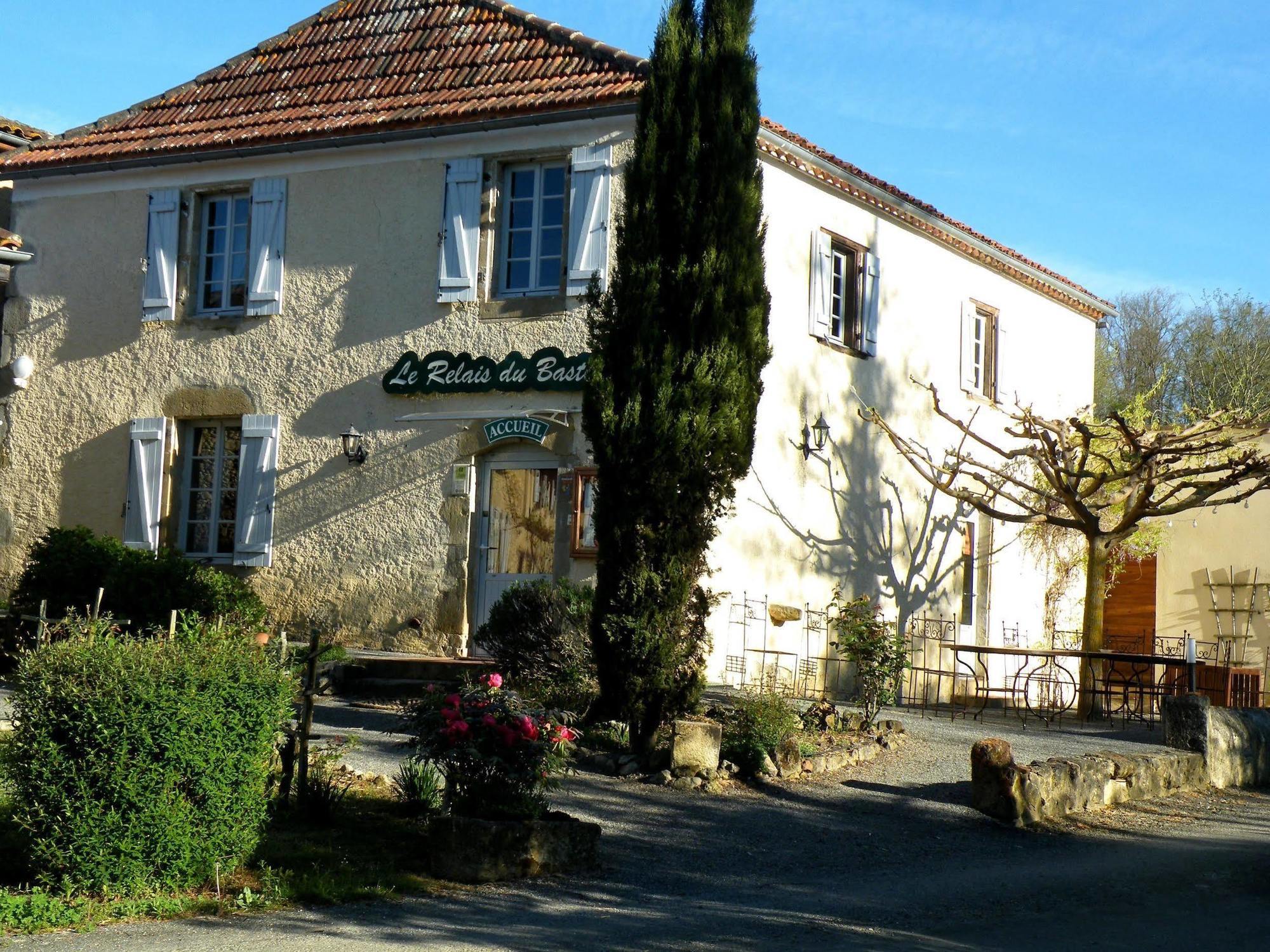 Hotel Logis Le Relais Du Bastidou Beaumarches Esterno foto